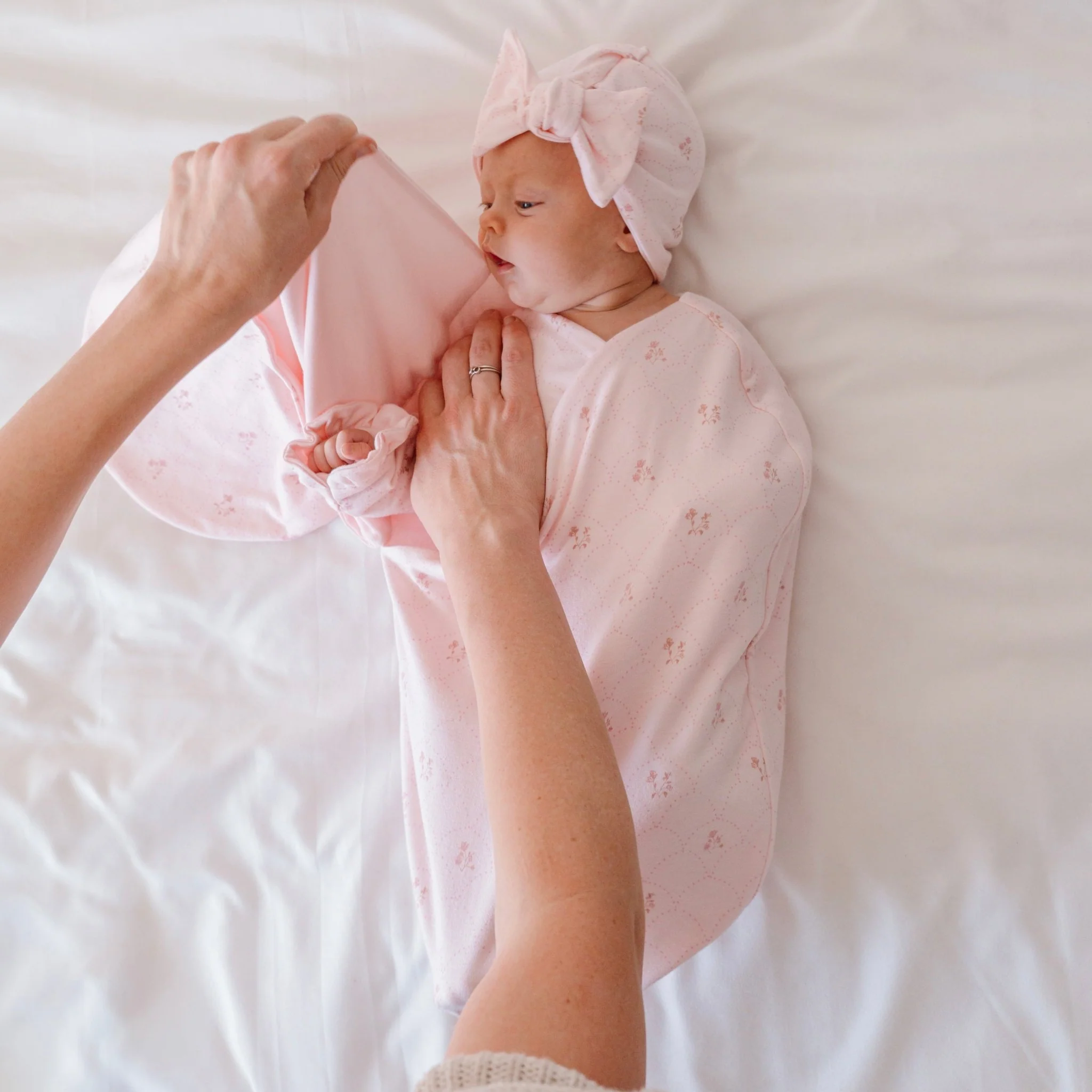COCOON SWADDLE - Image 15