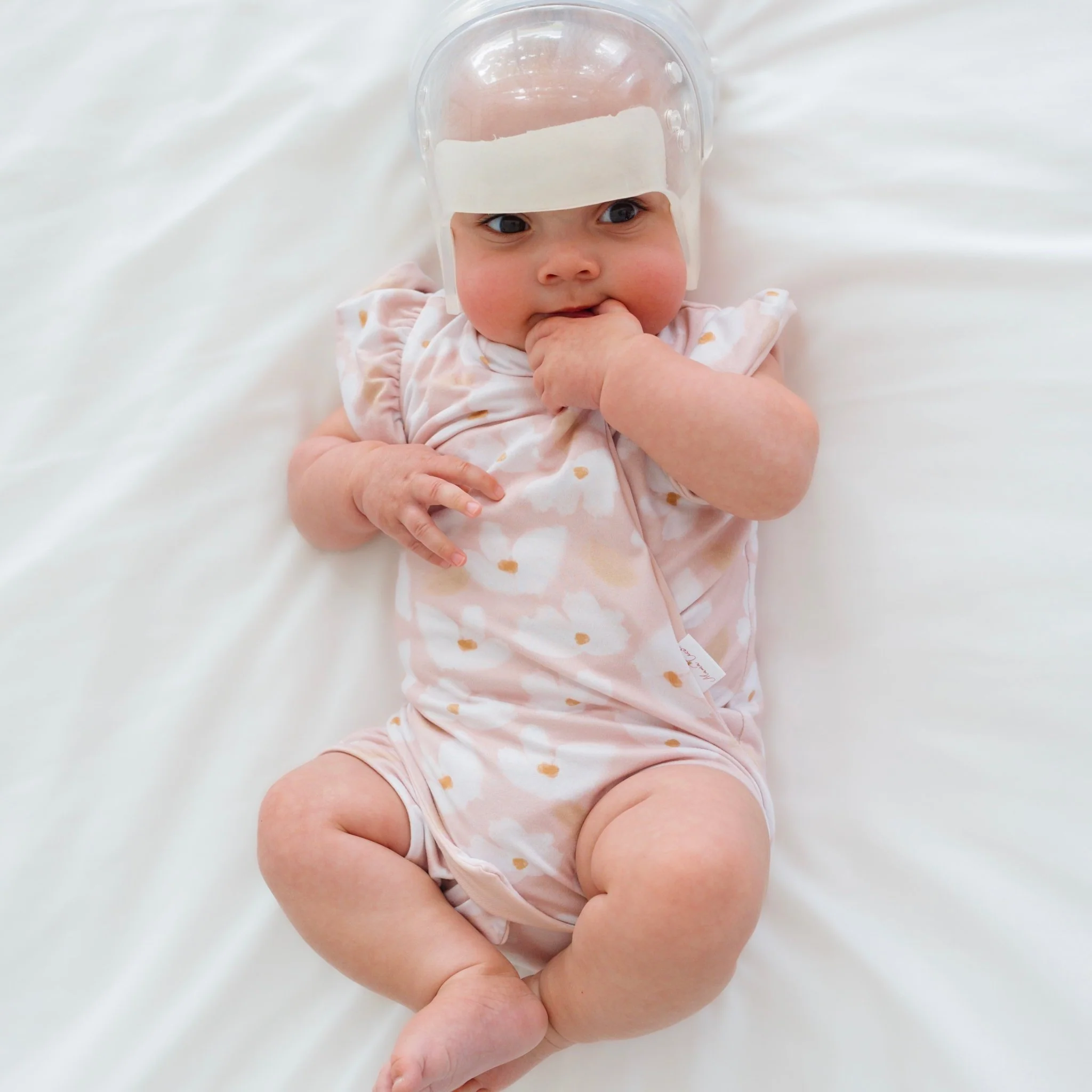 FLUTTER SLEEVE NEWBORN ESSENTIALS BUNDLE in Classic Brushed - Image 5