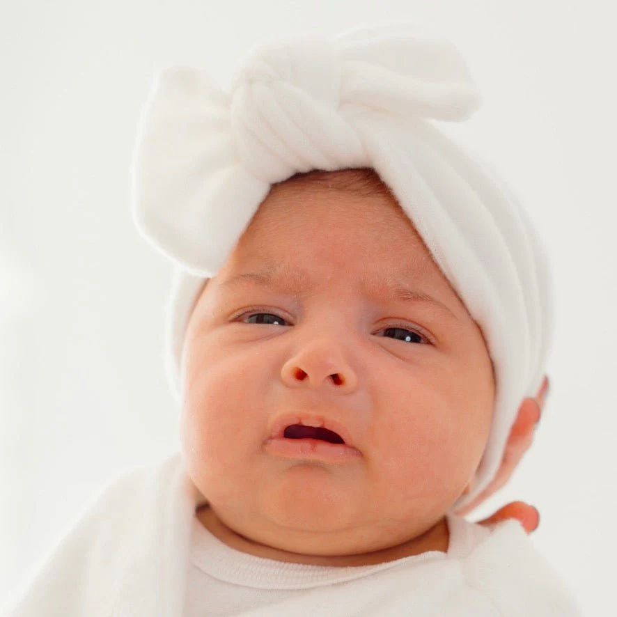 RUCHED BEANIE WITH BOW - Image 4