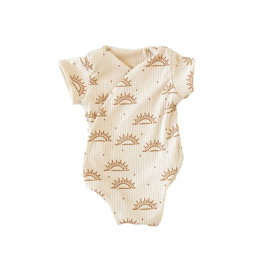 SHORT SLEEVE NEWBORN ESSENTIALS BUNDLE in Classic Brushed - Image 31